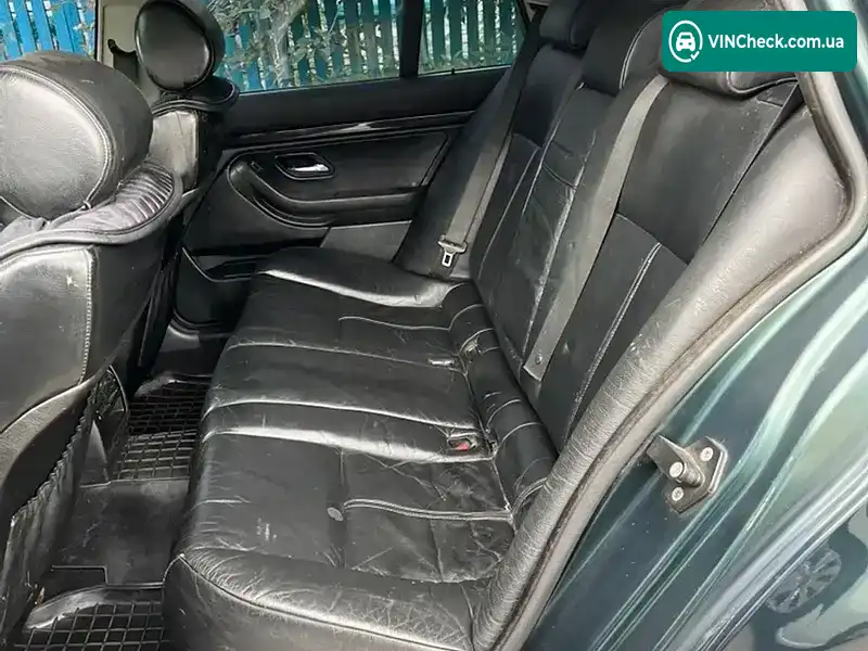 BMW 5 Series 2001, фото з оголошення 2 з 9, VIN WBADR71070GV65929