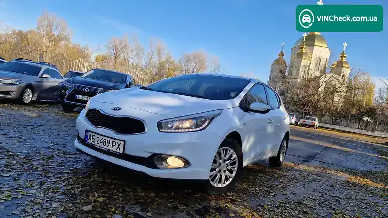 Kia Ceed 2015, фото з оголошення 1 з 21, VIN U5YHM515AFL184423