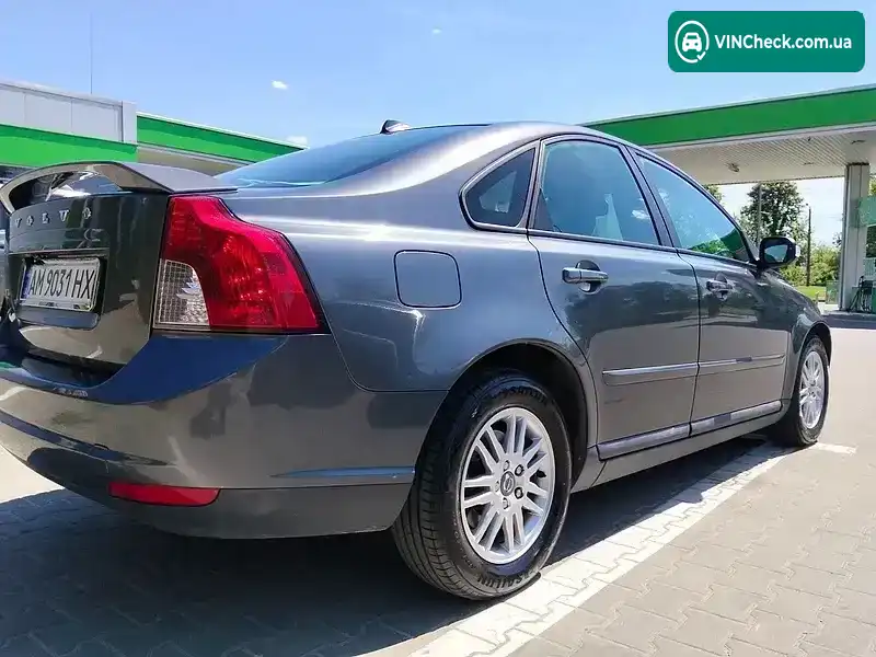 Volvo S40 2008, фото з оголошення 2 з 10, VIN YV1MS765292432037