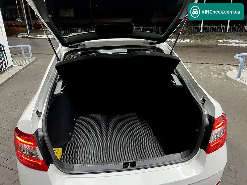 Skoda Octavia 2019, фото з оголошення 2 з 20, VIN TMBAN2NEXKB007969