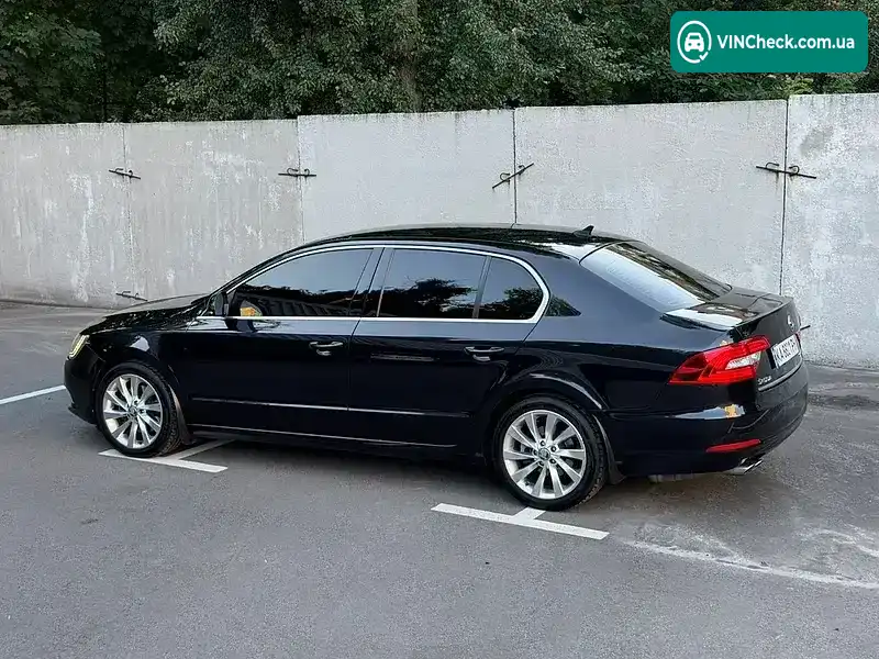 Skoda Superb 2013, фото з оголошення 2 з 19, VIN Y6UAB43T7EB300755