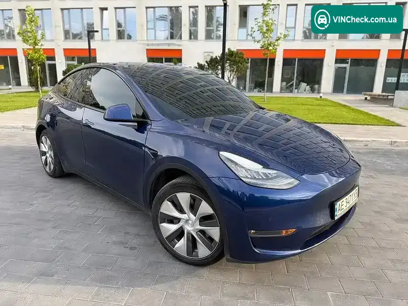 Tesla Model Y 2022, фото з оголошення 1 з 13, VIN 7SAYGDEE7NF354300