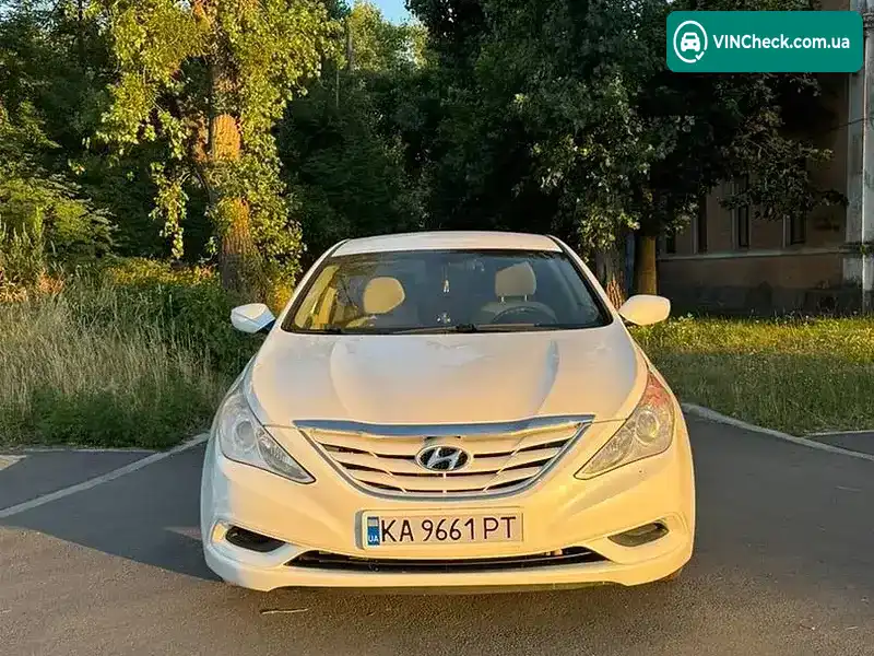 Hyundai Sonata 2010, фото з оголошення 2 з 20, VIN 5NPEB4AC1BH172740