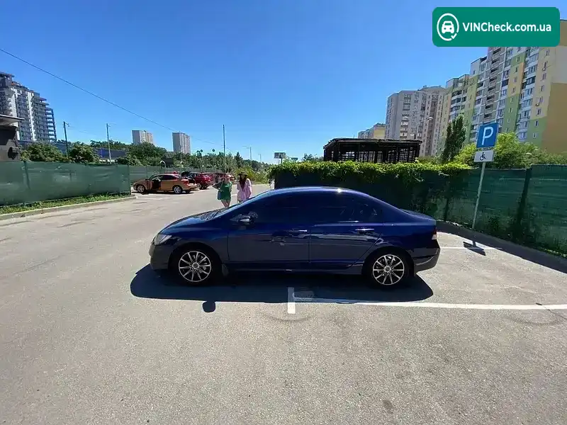 Honda Civic 2008, фото з оголошення 2 з 12, VIN NLAFD75408W050601