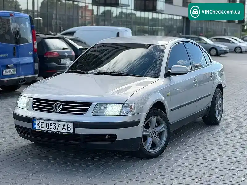 Volkswagen Passat 1999, фото з оголошення 1 з 11, VIN WVWZZZ3BZYP031958