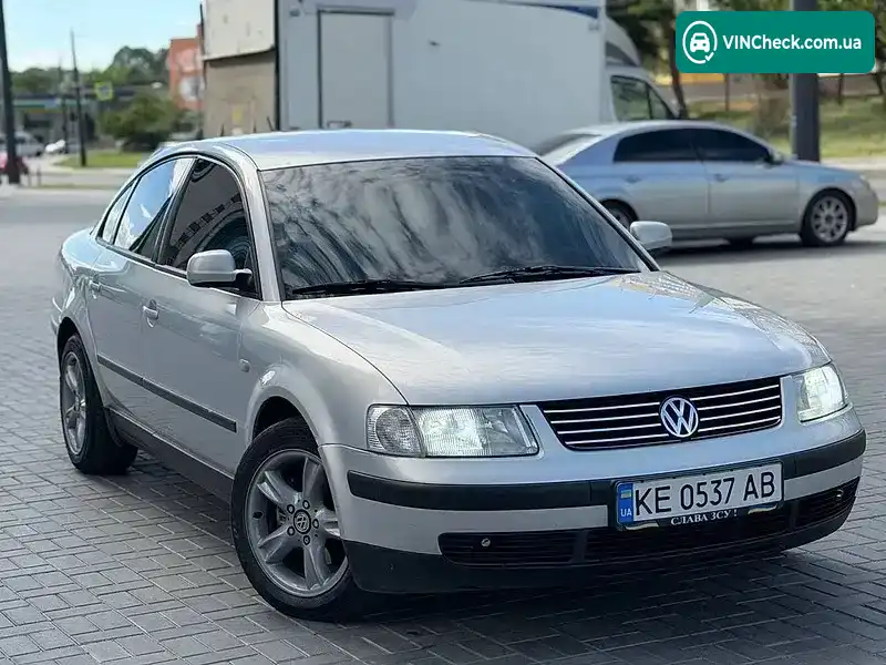 Volkswagen Passat 1999, фото з оголошення 2 з 11, VIN WVWZZZ3BZYP031958