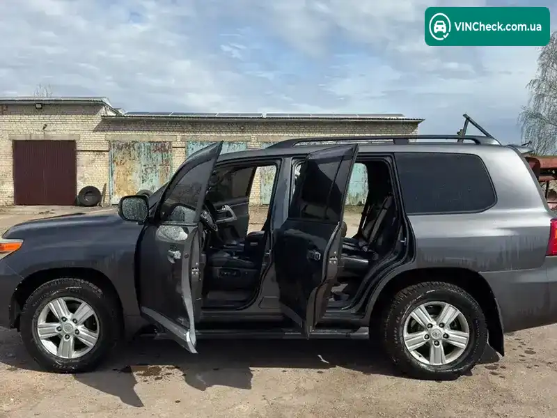 Toyota Land Cruiser 2012, фото з оголошення 2 з 18, VIN JTMHV05J704078452