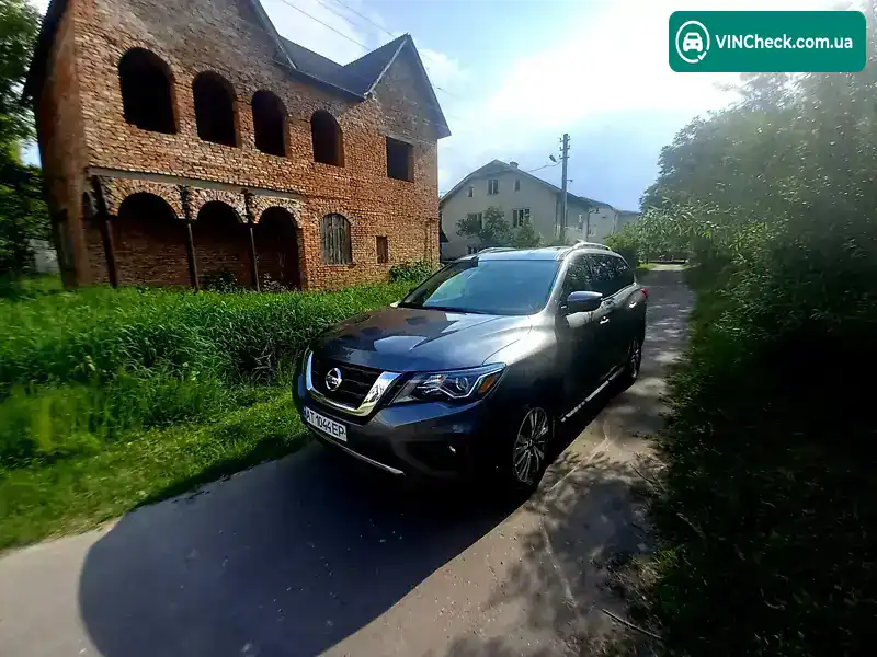 Nissan Pathfinder 2017, фото з оголошення 2 з 3, VIN 5N1DR2MMXJC604456