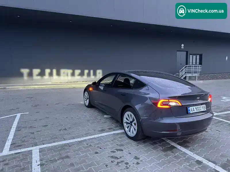 Tesla Model 3 2023, фото з оголошення 2 з 21, VIN 5YJ3E1EB7PF616479