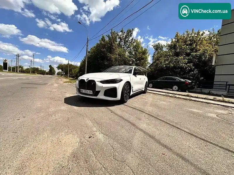 BMW i4 2023, фото з оголошення 1 з 20, VIN WBY83FB01RFS19343