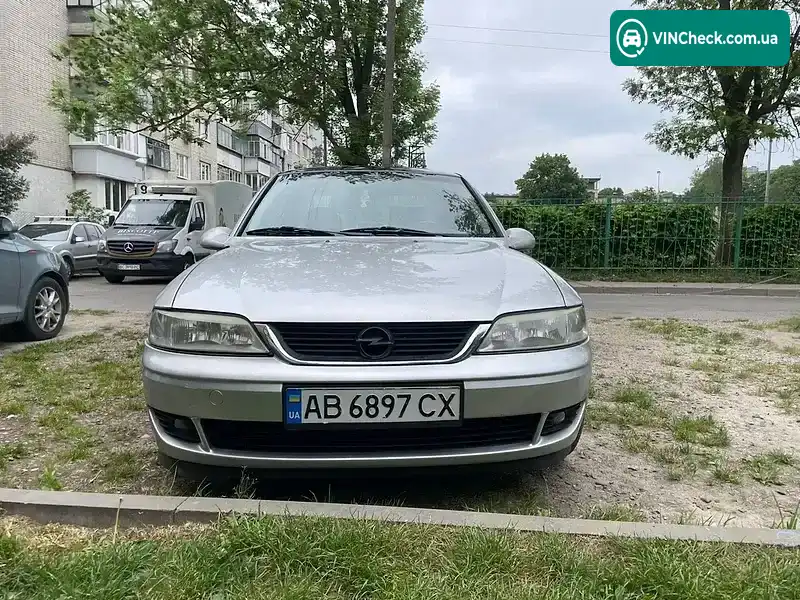 Opel Vectra 1999, фото з оголошення 2 з 8, VIN W0L0JBF19X1100247