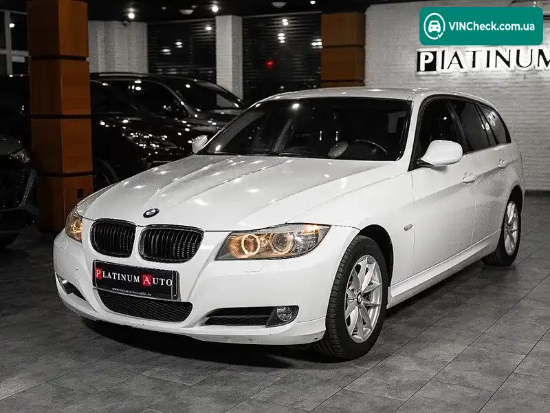 BMW 3 Series 2012, фото з оголошення 2 з 20, VIN WBAUY11050F207492