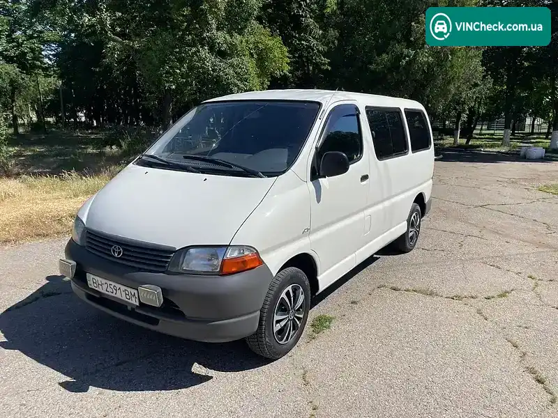 Toyota Hiace 2002, фото з оголошення 1 з 14, VIN UT121JK1100010548