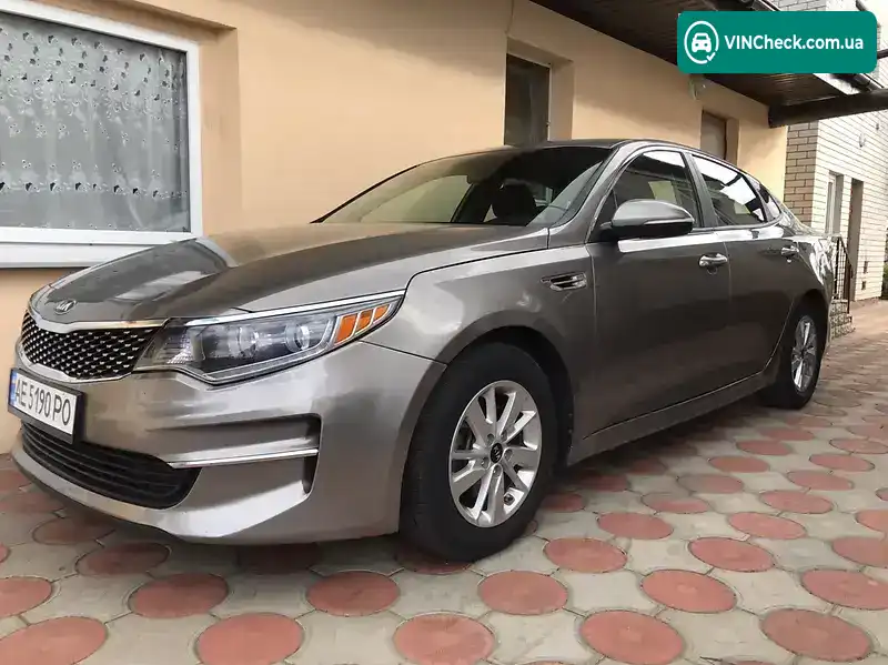 Kia Optima 2017, фото з оголошення 2 з 7, VIN 5XXGT4L36JG212128
