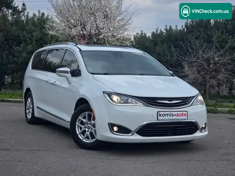 Chrysler Pacifica 2017, фото з оголошення 1 з 21, VIN 2C4RC1N71HR709404