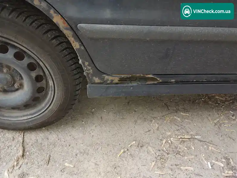 Volvo V40 1999, фото з оголошення 2 з 6, VIN YV1VW7313XF374957