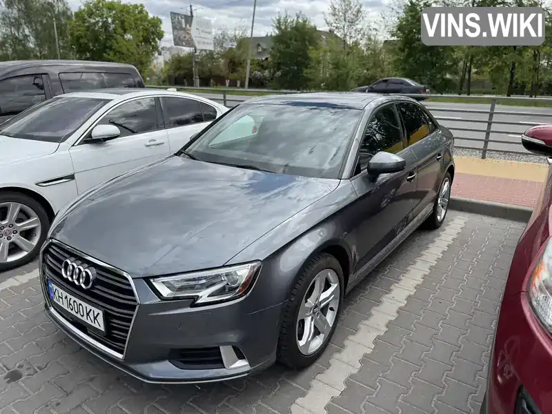 Audi A3 2017, фото з оголошення 1 з 10, VIN WAUAUGFF8J1031664