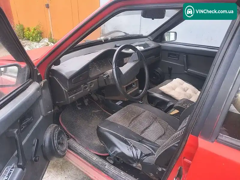 ВАЗ / Lada 2109 1994, фото з оголошення 2 з 6, VIN XTA210930R1512699