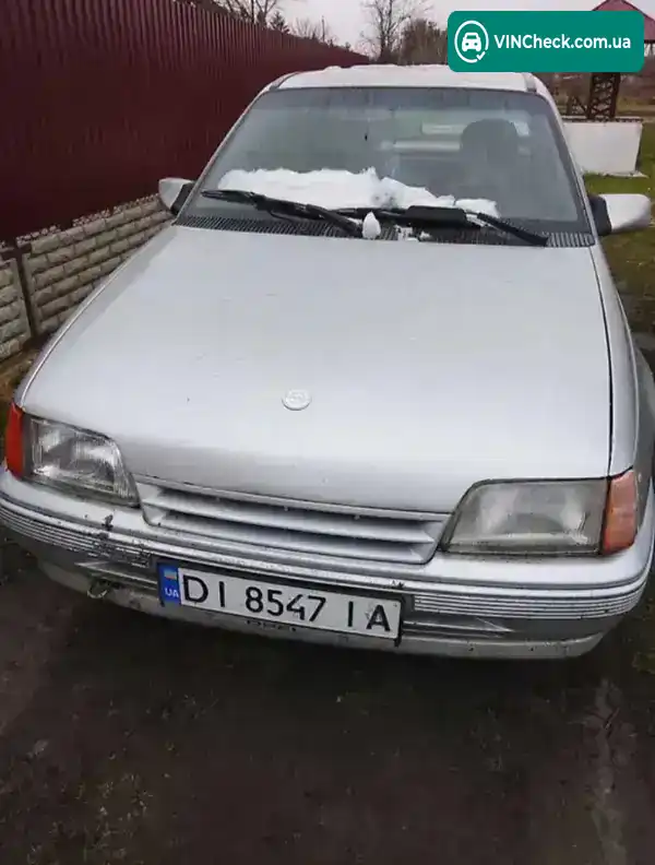Opel Kadett 1988, фото з оголошення 1 з 6, VIN W0L000039J5118170
