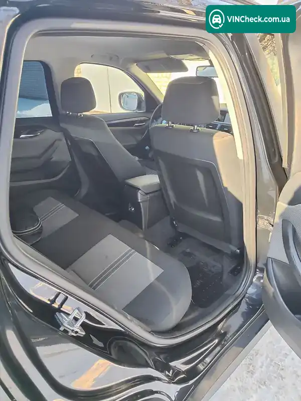 BMW X1 2012, фото з оголошення 2 з 20, VIN WBAVP11010VU15625