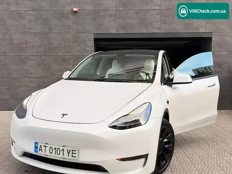 Tesla Model Y 2023, фото з оголошення 1 з 15, VIN 7SAYGDEEXPF691580