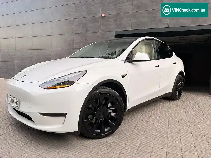 Tesla Model Y 2023, фото з оголошення 2 з 15, VIN 7SAYGDEEXPF691580
