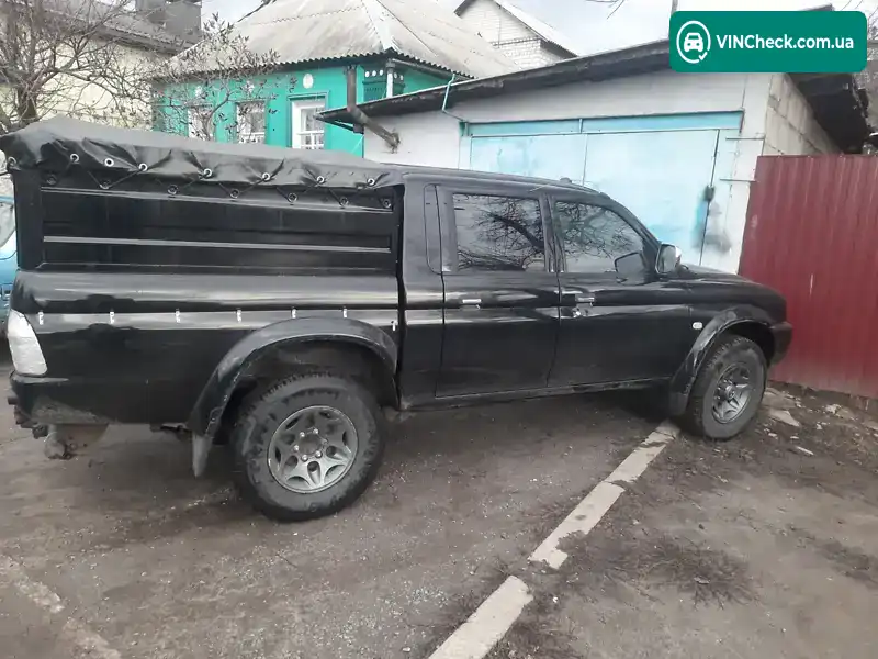 Mitsubishi L 200 2004, фото з оголошення 2 з 8, VIN MMBJNK7404D053871