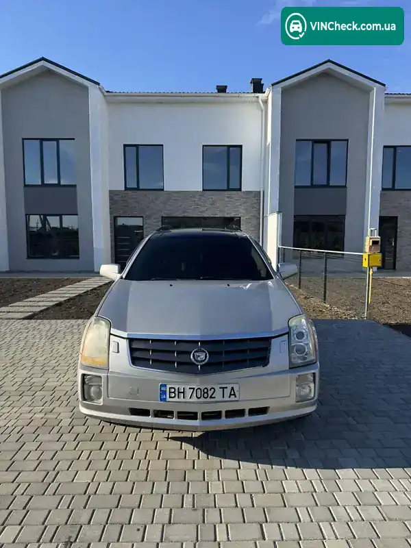 Cadillac SRX 2004, фото з оголошення 2 з 17, VIN 1GYDE63A540140037