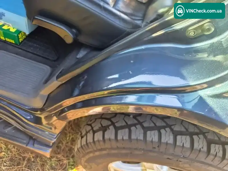 Mitsubishi Pajero 2005, фото з оголошення 2 з 15, VIN JMBLYV78W6J001160