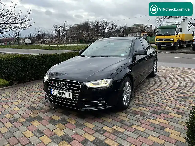 Audi A4 2012, фото з оголошення 2 з 4, VIN WAUBFAFL6DN016143