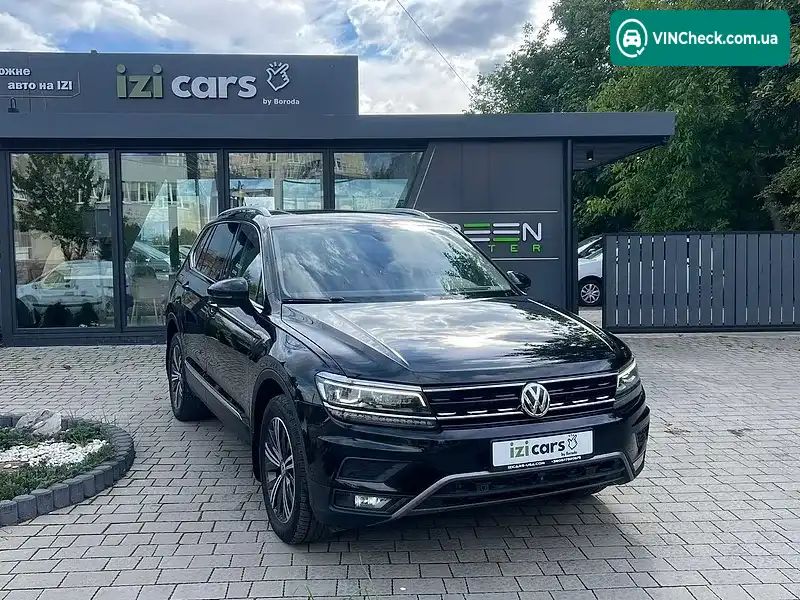 Volkswagen Tiguan 2018, фото з оголошення 1 з 20, VIN 3VV4B7AX5JM191477