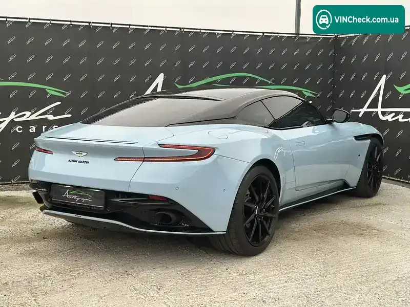 Aston Martin Db11 2016, фото з оголошення 2 з 21, VIN SCFRMFAV6HGL00347