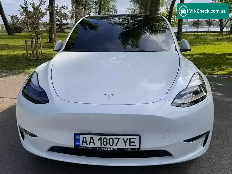 Tesla Model Y 2025, фото з оголошення 2 з 21, VIN 7SAYGDEE4SF302702