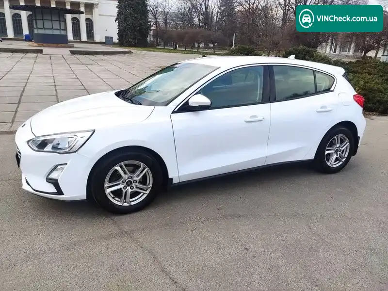 Ford Focus 2018, фото з оголошення 2 з 14, VIN WF0NXXGCHNJA83636
