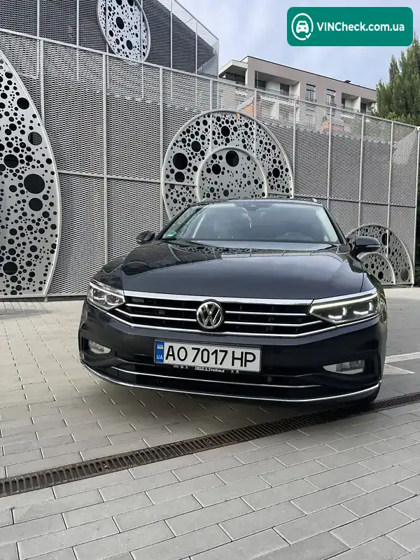 Volkswagen Passat 2019, фото з оголошення 1 з 20, VIN WVWZZZ3CZLE013235