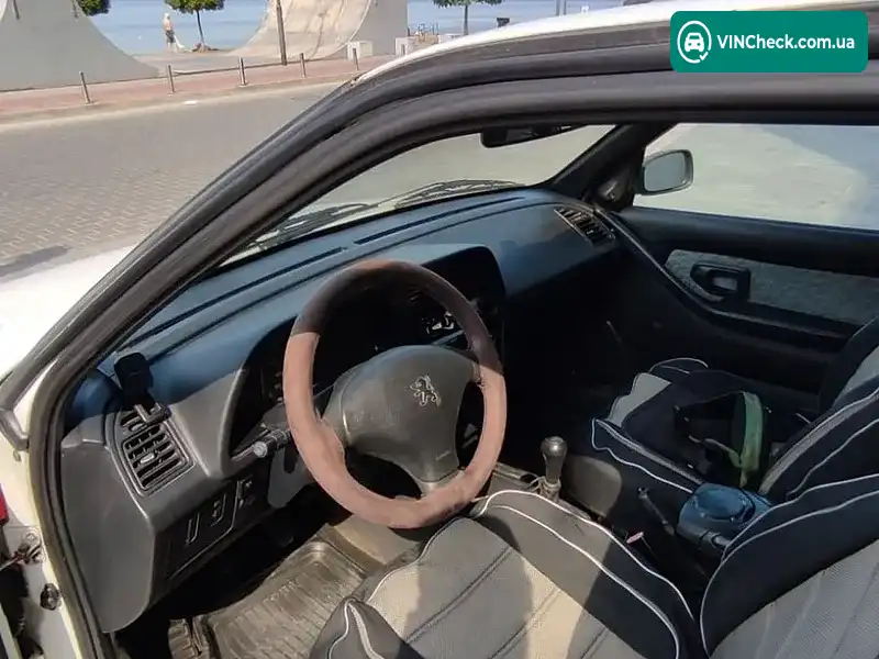 Peugeot 306 1995, фото з оголошення 2 з 12, VIN VF37AKDX230480299