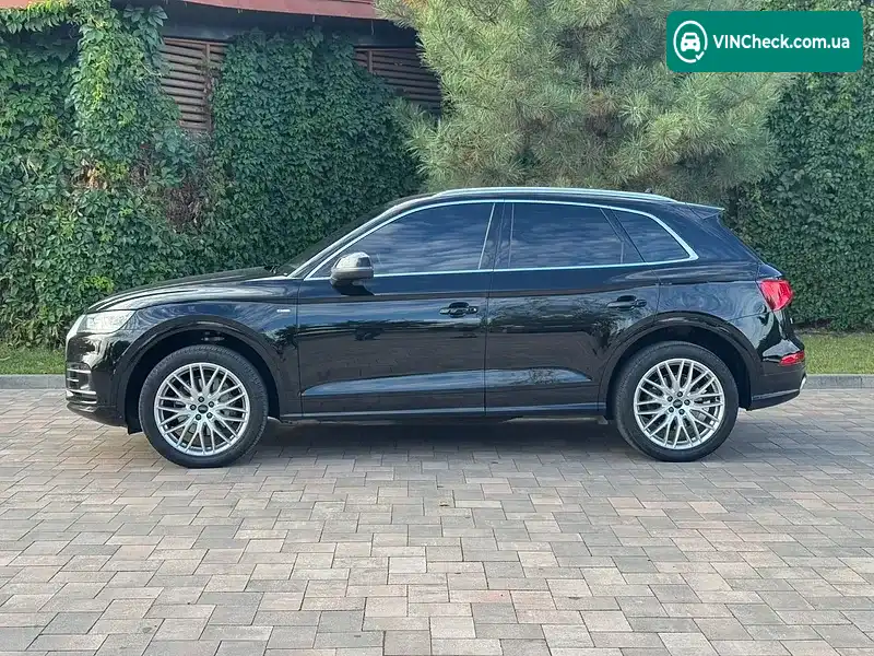 Audi Q5 2019, фото з оголошення 1 з 20, VIN WAUZZZFYXK2013552