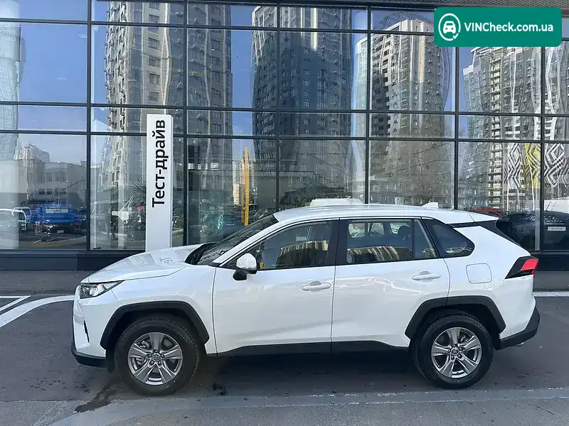 Toyota RAV4 2022, фото з оголошення 1 з 20, VIN JTMZ43FV70D121360
