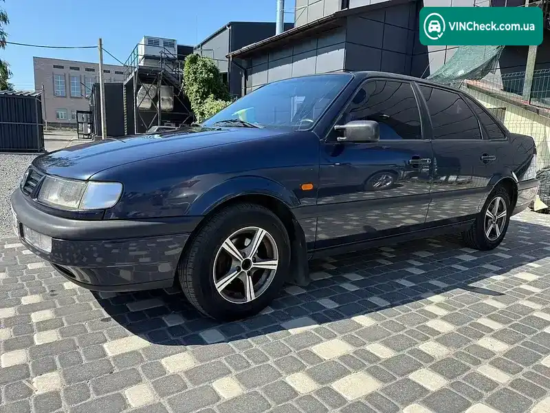 Volkswagen Passat 1996, фото з оголошення 1 з 19, VIN WVWZZZ32ZJE036564