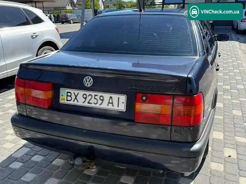 Volkswagen Passat 1996, фото з оголошення 2 з 19, VIN WVWZZZ32ZJE036564