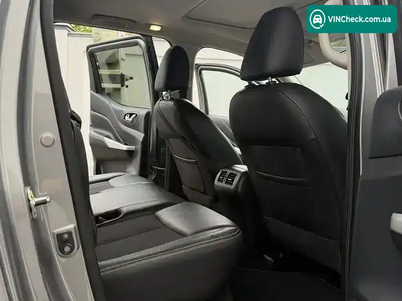 Nissan Navara 2018, фото з оголошення 2 з 12, VIN VSKCTND23U0107545