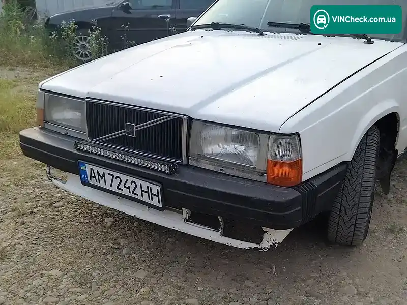 Volvo 740 1987, фото з оголошення 1 з 20, VIN YV1744752H2092805