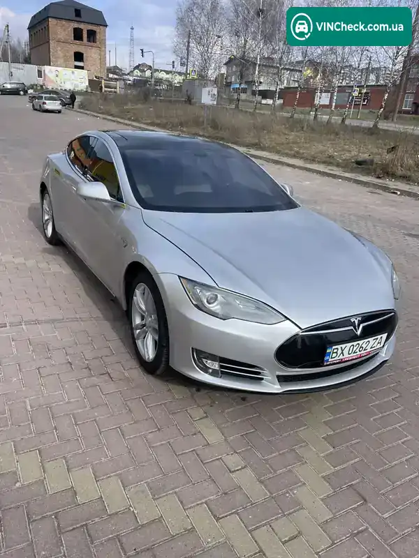 Tesla Model S 2013, фото з оголошення 1 з 18, VIN 5YJSA1CG6DFP03808