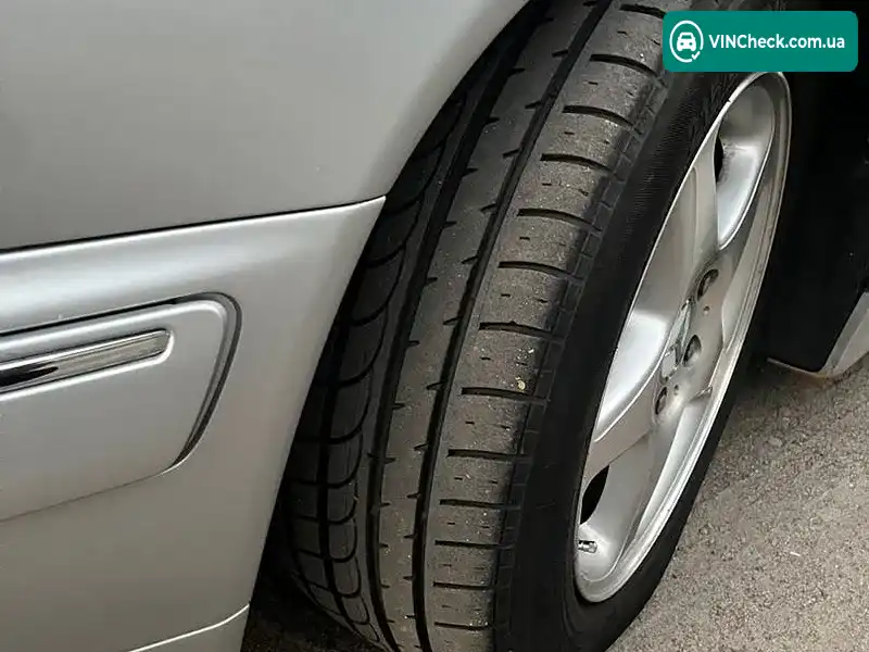 Mercedes-Benz E-Class 2001, фото з оголошення 2 з 12, VIN WDB2102261X092699