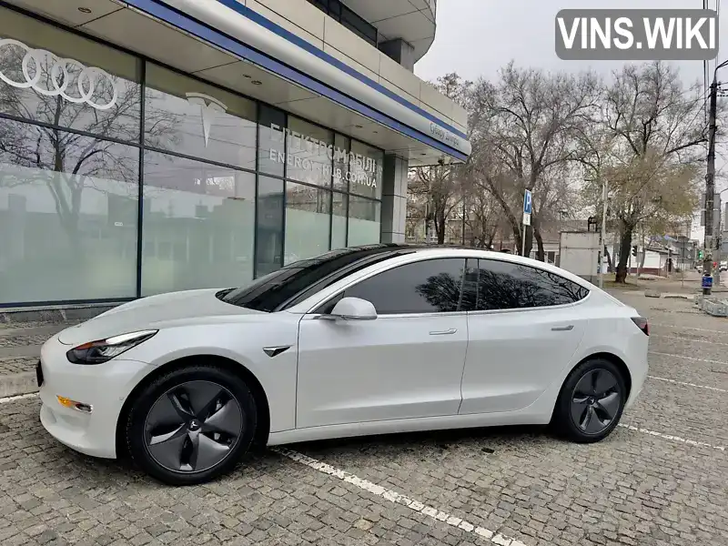 Tesla Model 3 2019, фото з оголошення 2 з 15, VIN 5YJ3E1EC2LF601925