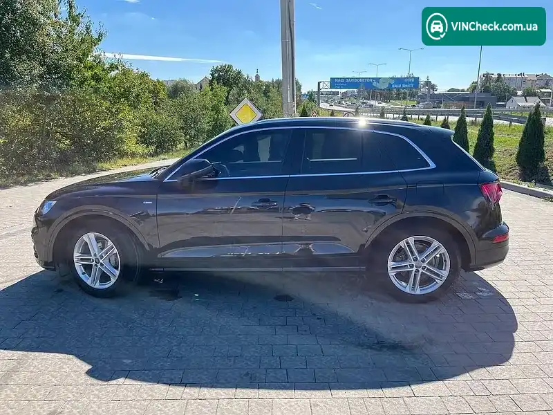 Audi Q5 2020, фото з оголошення 2 з 7, VIN WAUZZZFY0L2108977