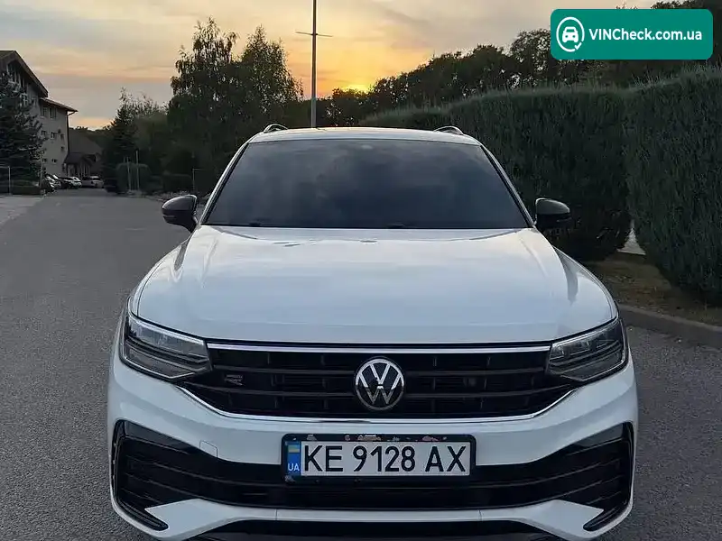 Volkswagen Tiguan 2022, фото з оголошення 2 з 20, VIN 3VVCB7AXXNM108062