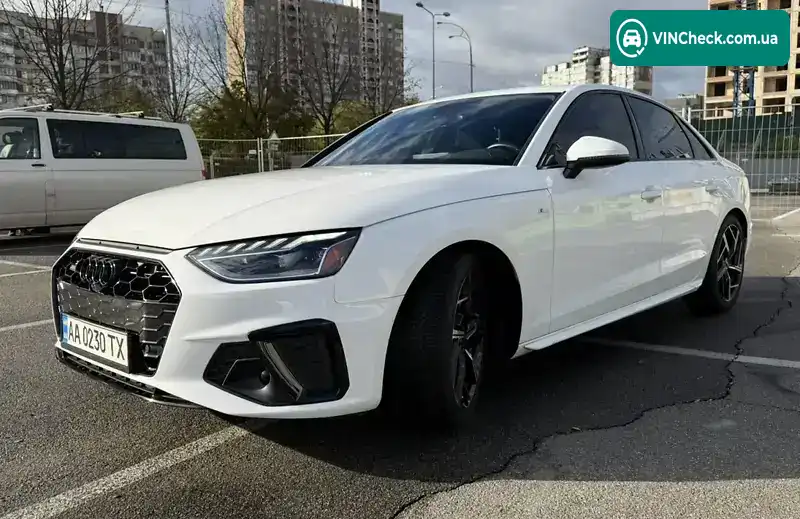Audi A4 2021, фото з оголошення 2 з 14, VIN WAUEAAF48MN012695