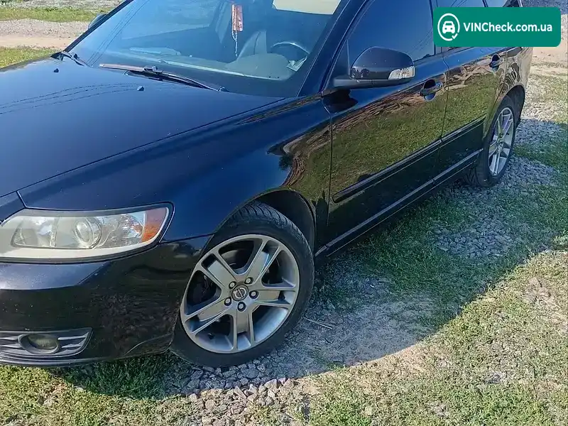 Volvo V50 2009, фото з оголошення 1 з 20, VIN YV1MW7551A2521039