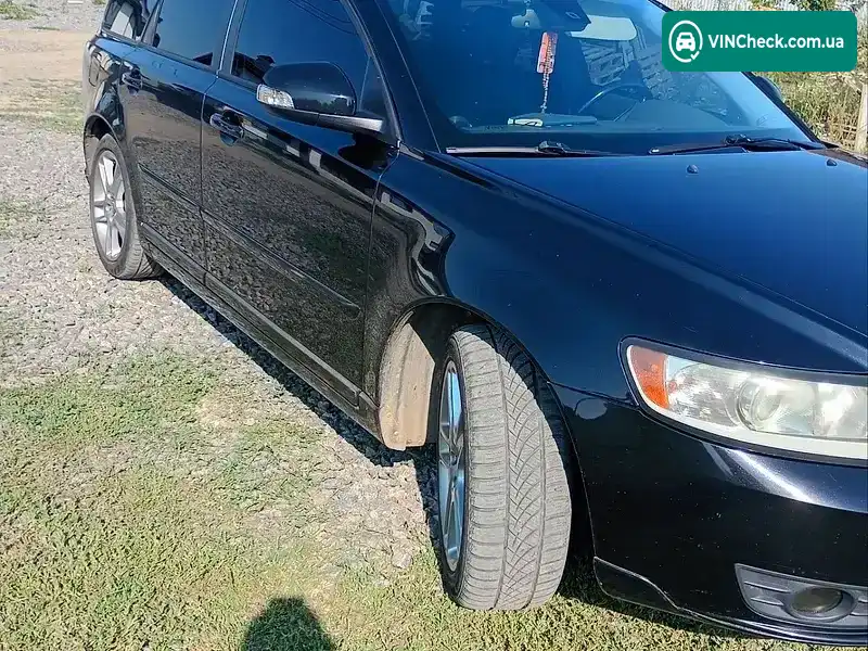 Volvo V50 2009, фото з оголошення 2 з 20, VIN YV1MW7551A2521039